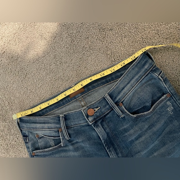 MOTHER Denim The Runaway Step Fray Jeans - Picture 10 of 11